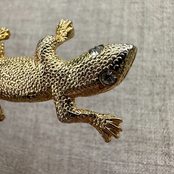 Vintage Lizard Salamander Gold Tone Brooch Clear Rhinestone Eyes Pin 2.75" - Picture 6 of 10